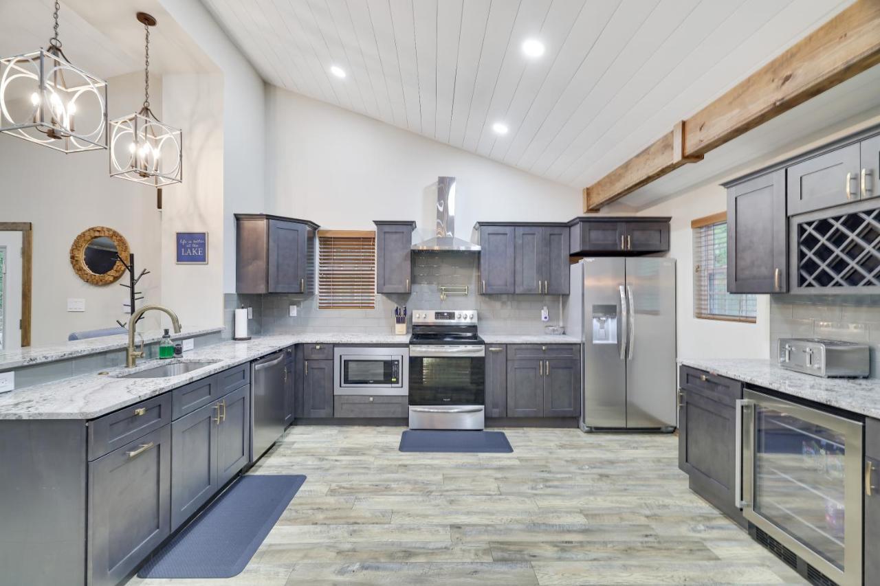 Whiskey Pines Retreat! Single Level Home, Outdoor Firepit, Ac, Bbq! Sleeps 9 In Lake Harmony! المظهر الخارجي الصورة