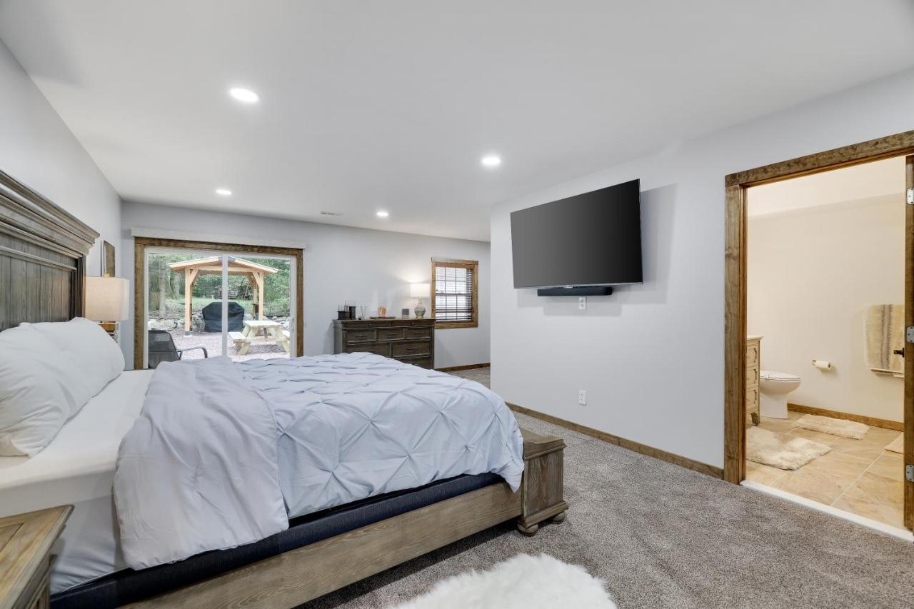 Whiskey Pines Retreat! Single Level Home, Outdoor Firepit, Ac, Bbq! Sleeps 9 In Lake Harmony! المظهر الخارجي الصورة