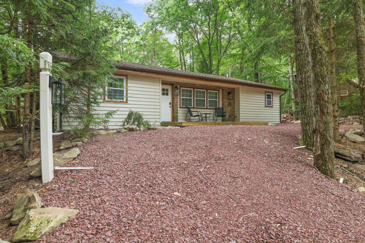 Whiskey Pines Retreat! Single Level Home, Outdoor Firepit, Ac, Bbq! Sleeps 9 In Lake Harmony! المظهر الخارجي الصورة